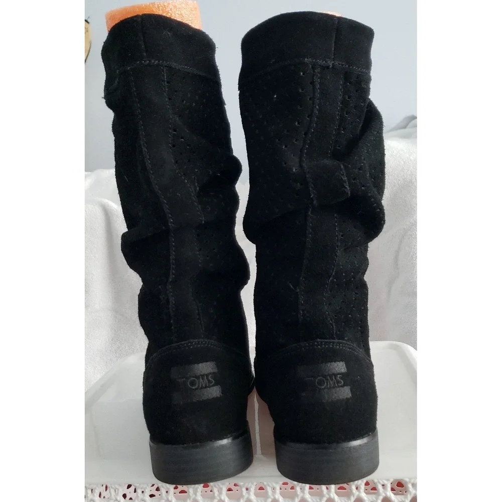 Toms‎ Womans Boots Size 7